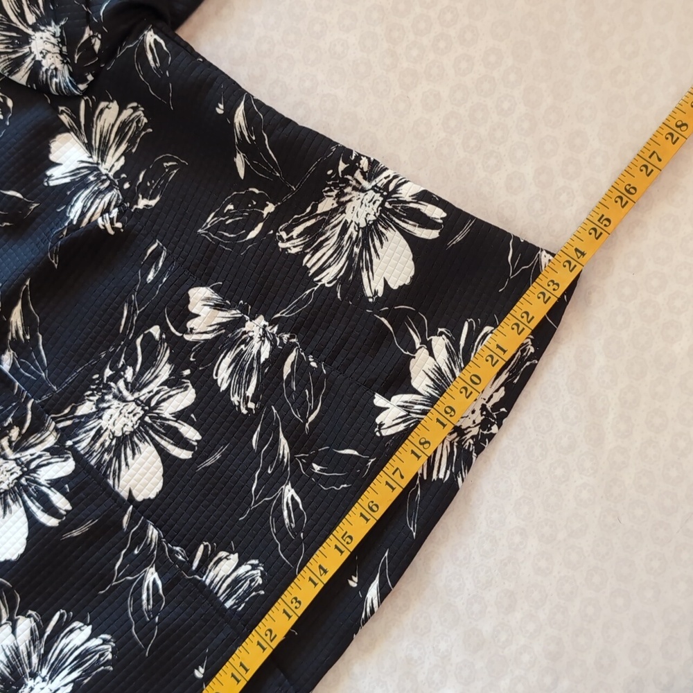 Christopher & Banks SzXL 3/4 Sleeve Black&White Floral Jacket with 1 Button EUC - Picture 11 of 12